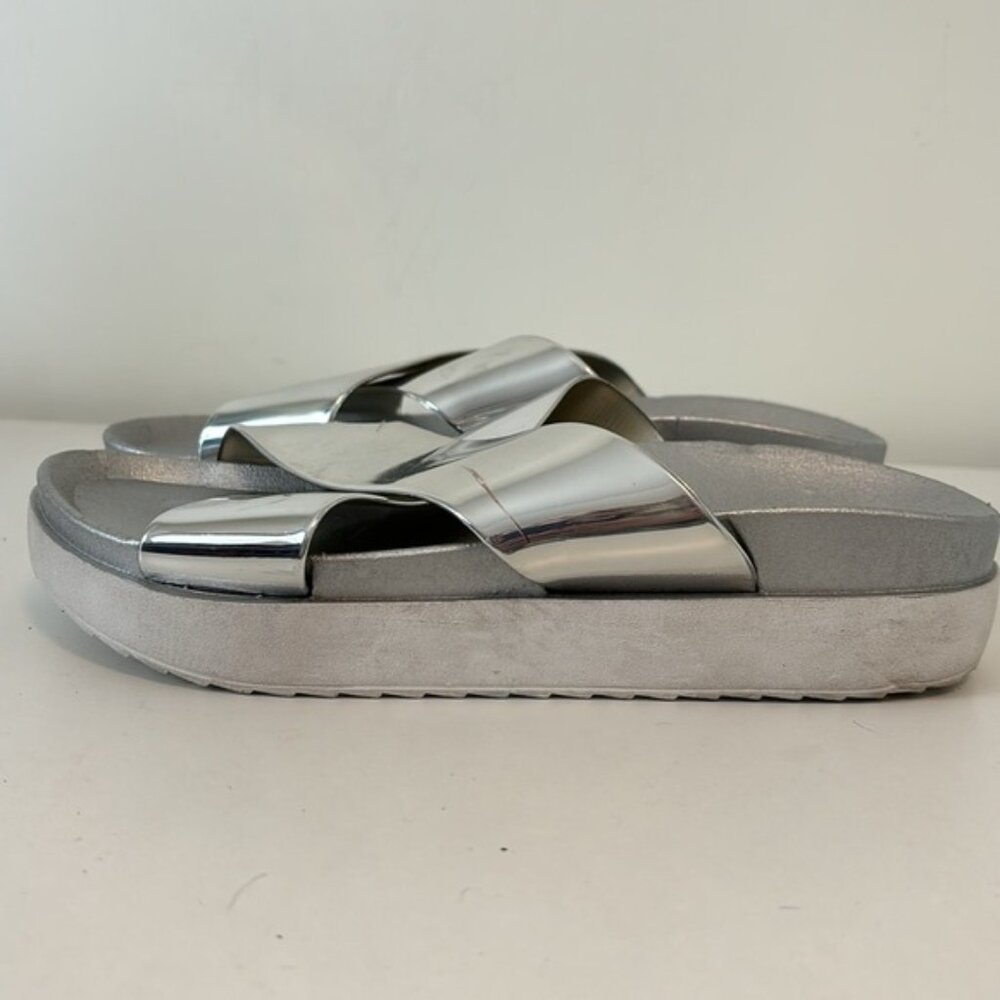 Revamped silver shiny chunky criss-cross slide sandals size 8 - Picture 6 of 8
